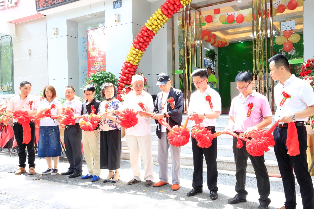 大眼睛视力提升中心,重庆宝瞳青少年视力提升中心