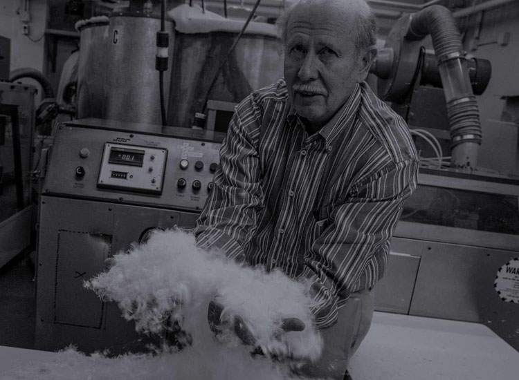 始祖鸟为什么没有羽绒服,没有北面的冬天