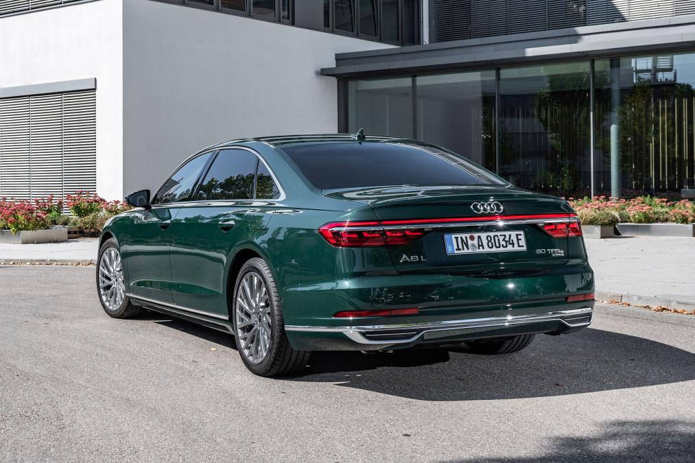 奥迪A8首度“涉电”:全新旗舰A9或将随时推出纯电动平台已经完备