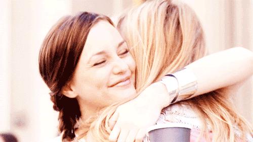 月子里有保姆和月嫂照顾还是崩溃,月嫂和保姆在月子里都干哪些活