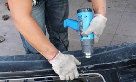 汽车后保险杠刮蹭修复补漆多少钱,汽车保险杠塑料壳裂了怎么修复