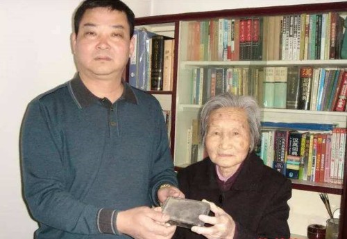 杨靖宇何时牺牲的,杨靖宇牺牲多少岁