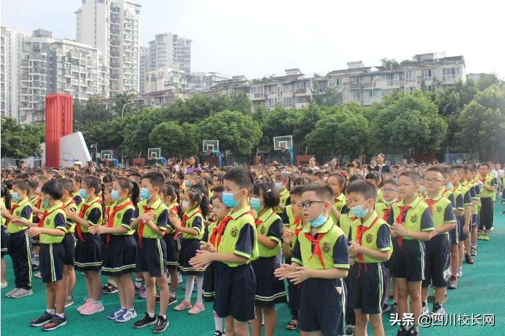 成都市草堂小学开学典礼视频,成都茶店子小学南区校区视频