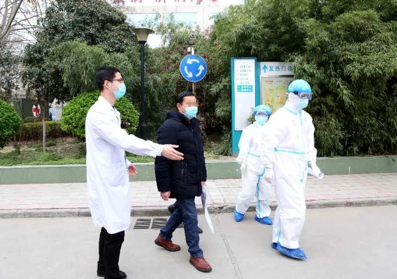 西安今日热点·暂停受理外地购房者申请公积金*款贷**、购买退热止咳药需实名登记