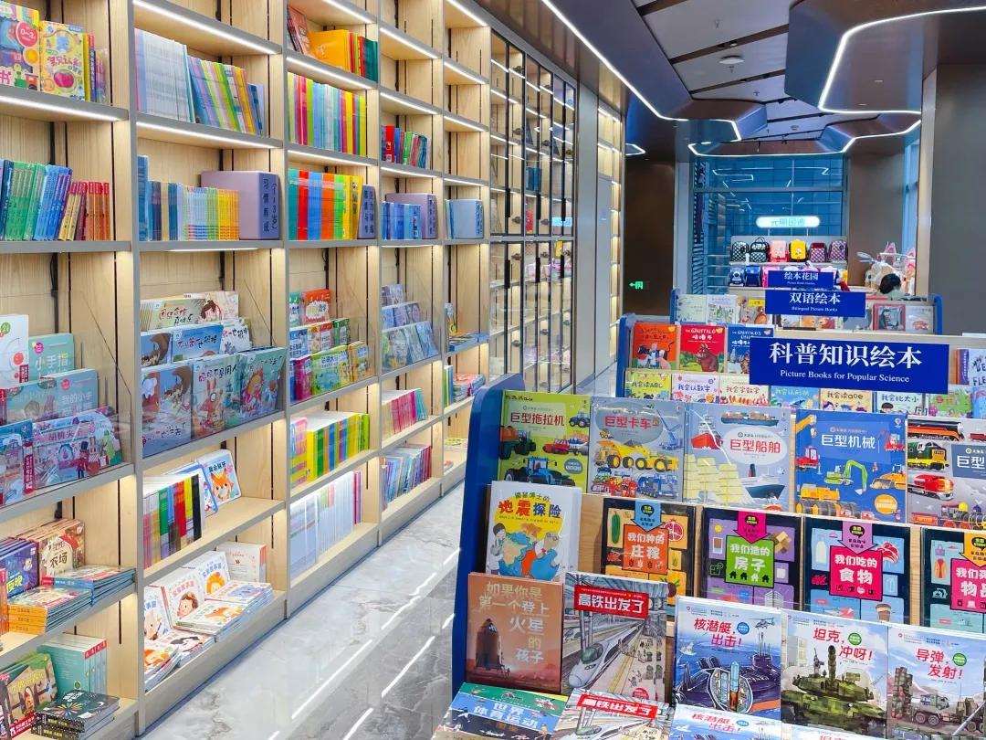 “书香鼓楼”地标，凤凰于飞，华丽转身