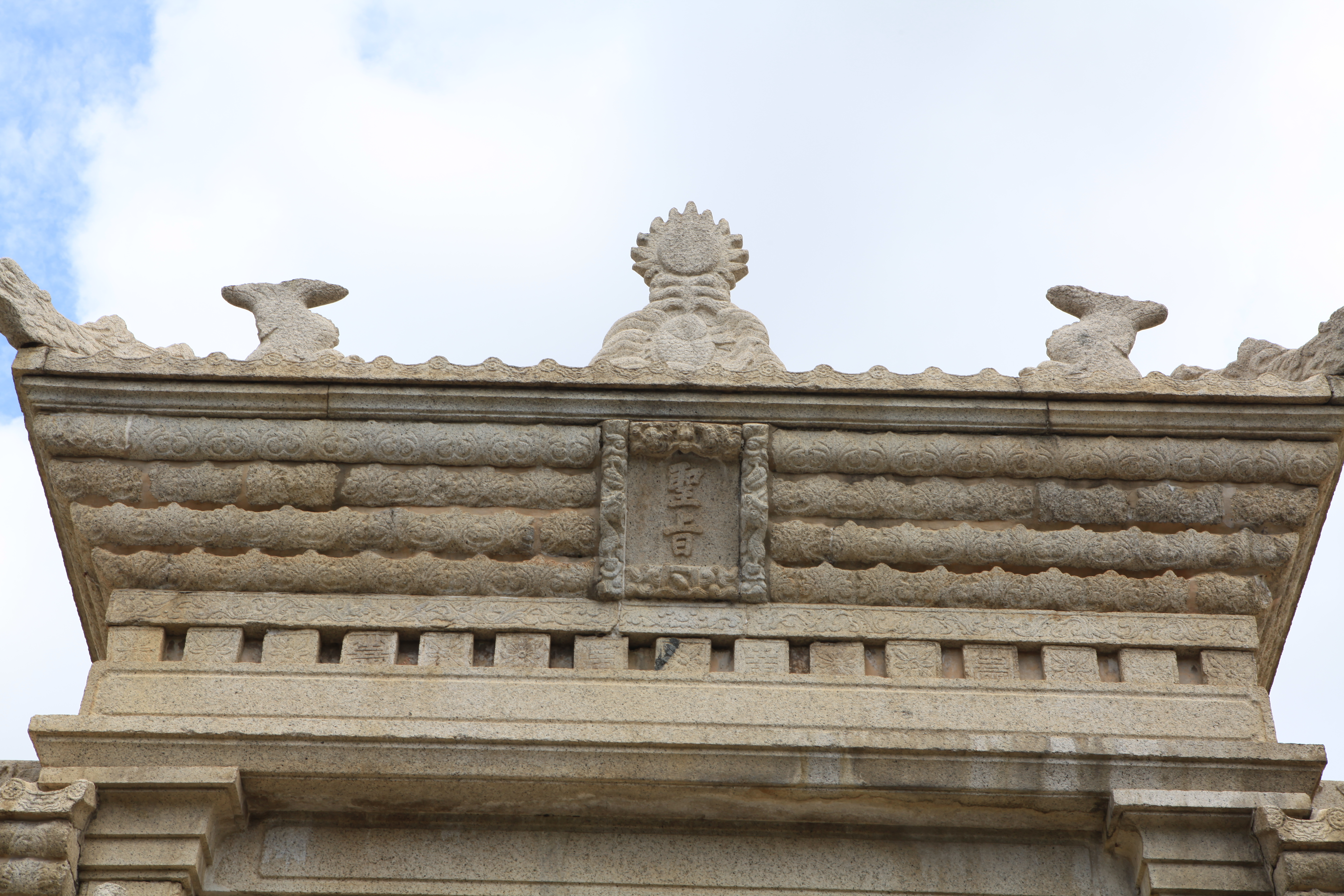 珠海市前山镇梅溪村,珠海梅溪村牌坊