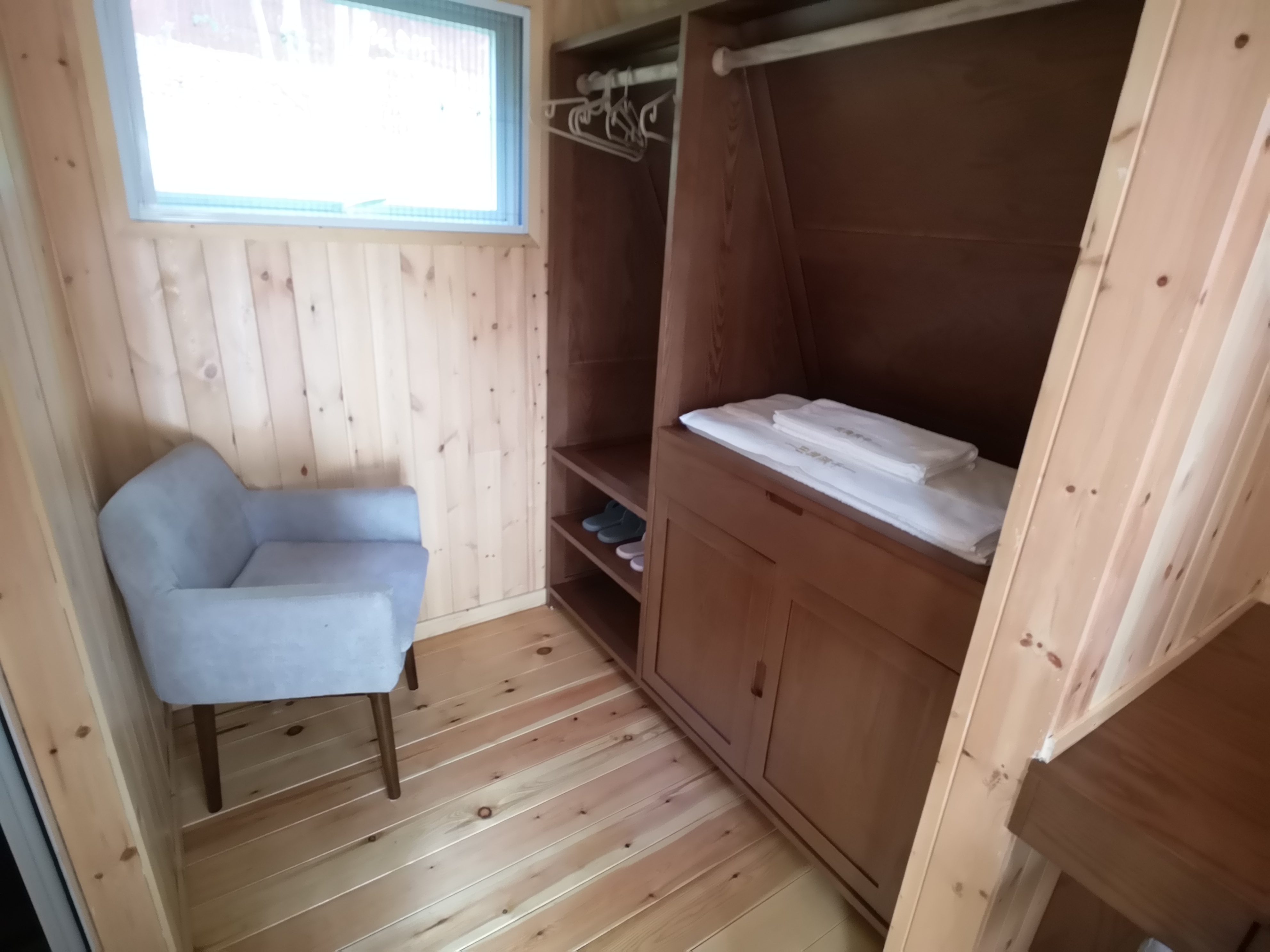 移动小木屋出租多少钱一个月,可移动木屋民宿租赁