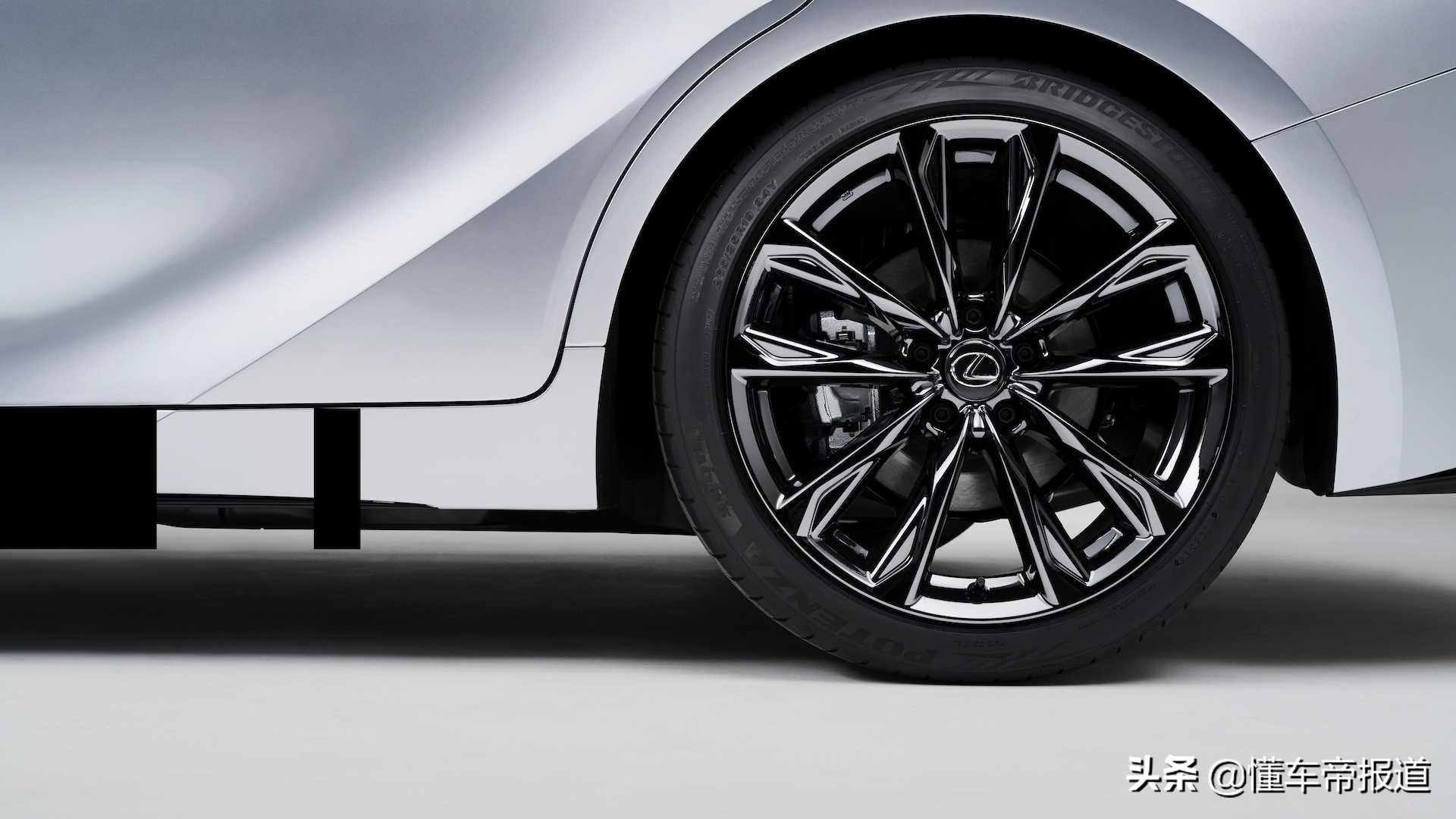 雷克萨斯is200tfsport和gs200t空间,雷克萨斯is350fsport版2017