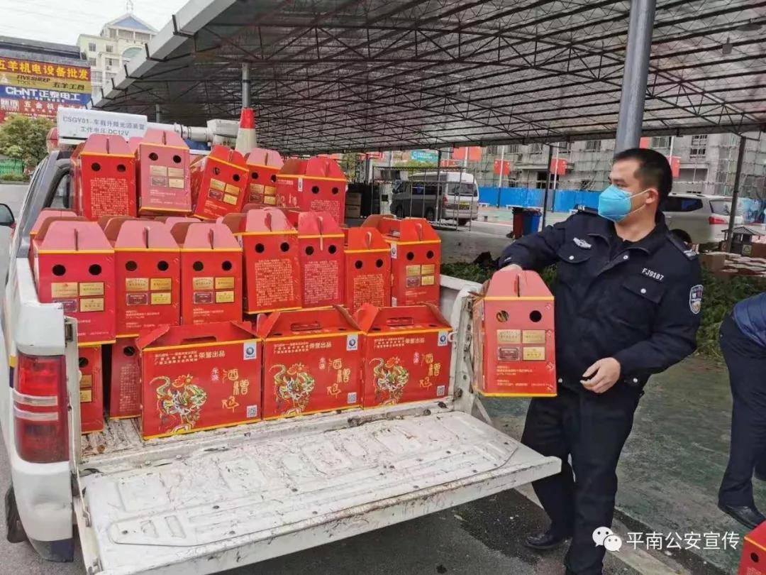 你不是一个人在战斗纯音乐,你不是一个人在战斗朗诵