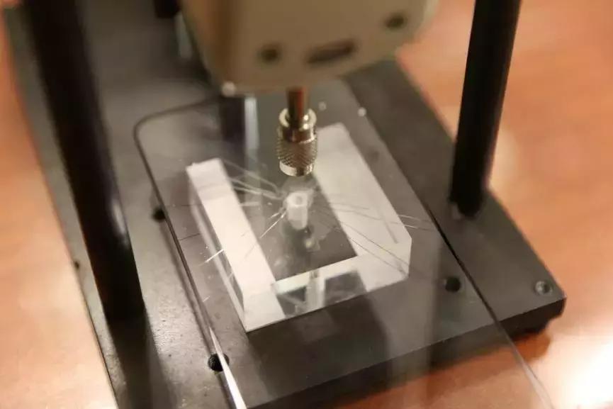 苹果钢化玻璃膜推荐防尘,苹果手机怎么样自己揭下钢化膜