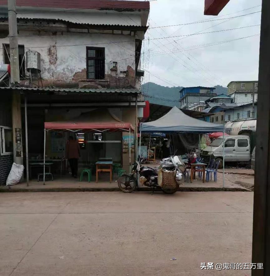 鬼哥的五万里D108骑记：给回族商人点赞（曼腊乡-整董镇）