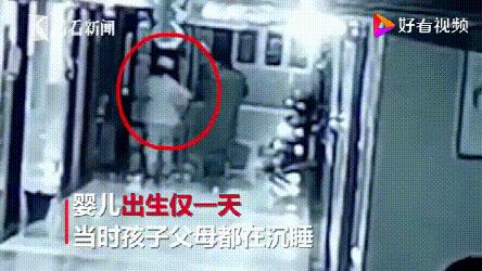 乞丐街头行乞认出妈妈,五年后街头乞讨认出妈妈