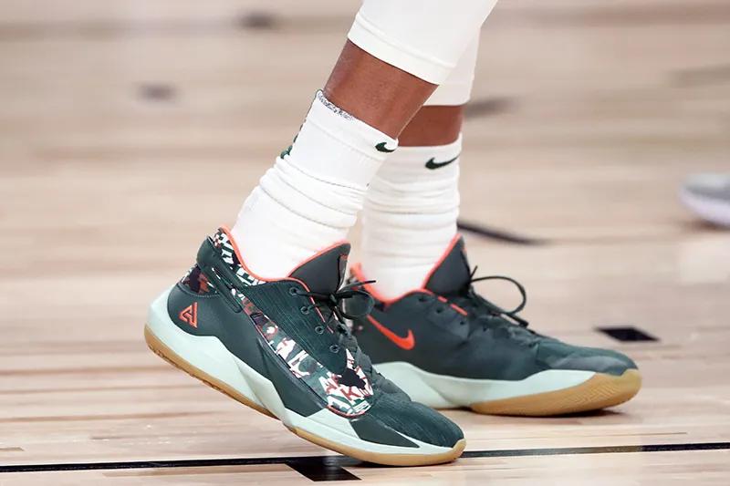 砍掉前掌Zoom?使节13减配,你接受吗?