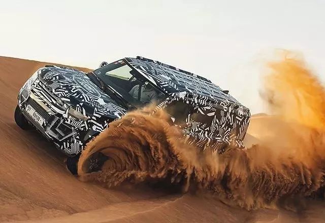 戴天梭力洛克开什么车,戴天梭表开大众车