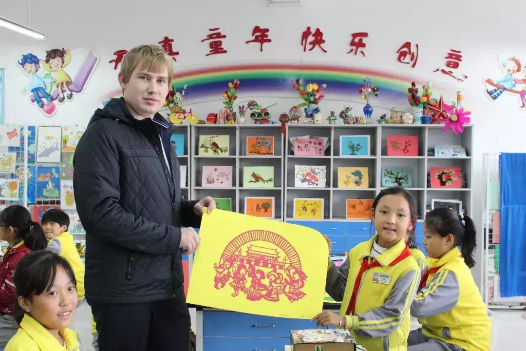 威海荣成的小学最新排名,荣成市2023年县级优秀学生名单