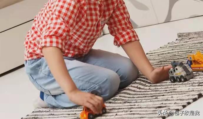 o型腿宝宝x型腿怎么判断,怎么判断孩子的腿是不是o型腿