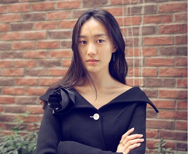 陈冠希女儿秦舒培近照,陈冠希秦舒培华谊老总