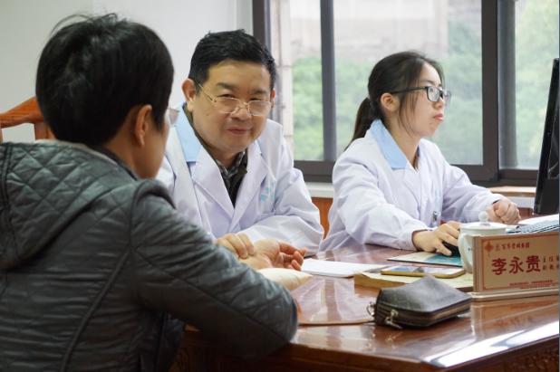 百草堂中医专家,百草堂坐诊专家