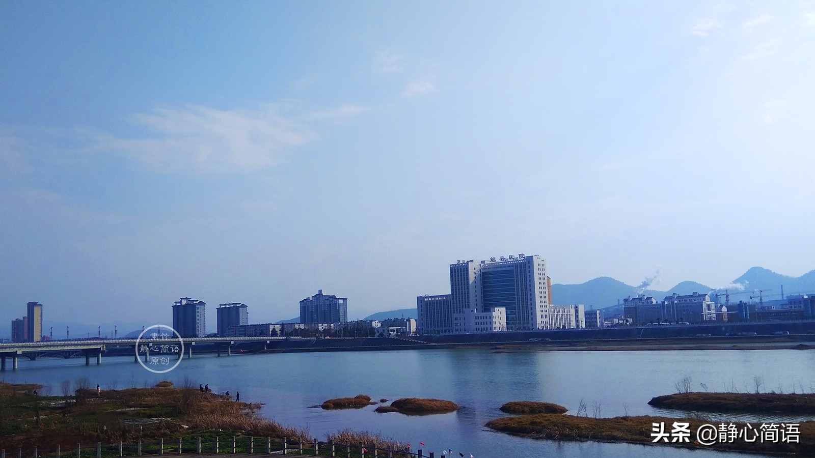 春天在眼前婉约,我们在一朵花前,聆听年少的情丝