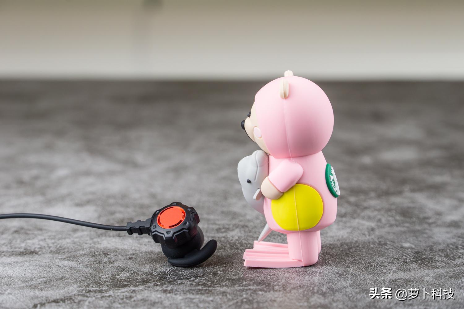 物理外挂入耳耳机,物理外挂电竞耳机