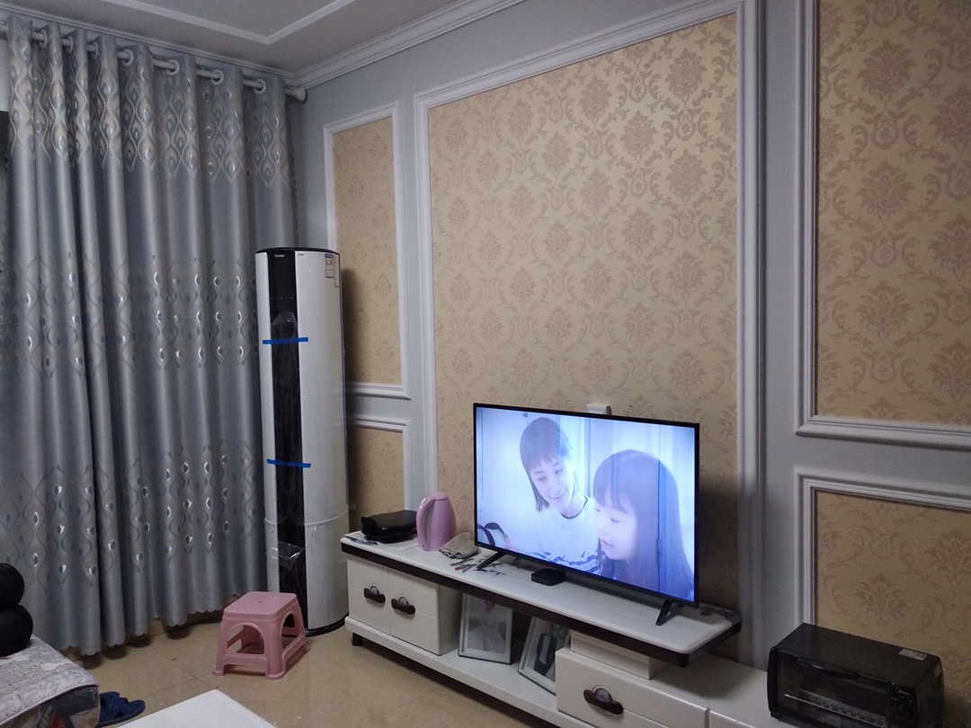 柜式空调和圆柱形空调优缺点,柜式空调圆柱形好还是方形好