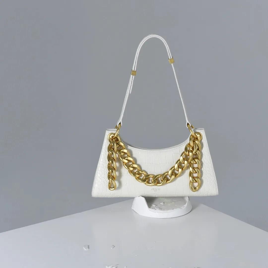 推荐几款小众又好看的包包,最值得入手的几款小众包包