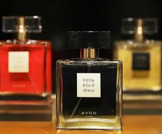 夏天爱出汗全身皮肤摸着很凉,夏天爱出汗汗很臭