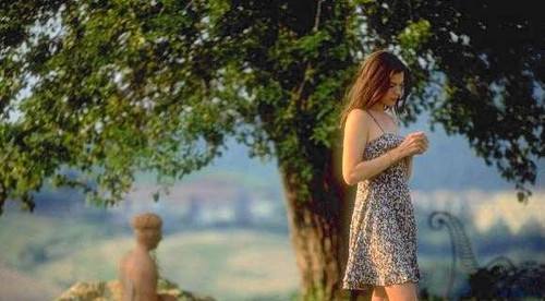 女人的花园别“漫不经心”！想要中年也“叛逆”，保养就趁早