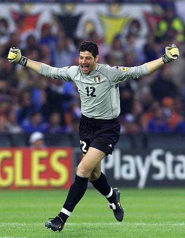 足坛排名巴乔,足坛巨星排行贝肯鲍尔