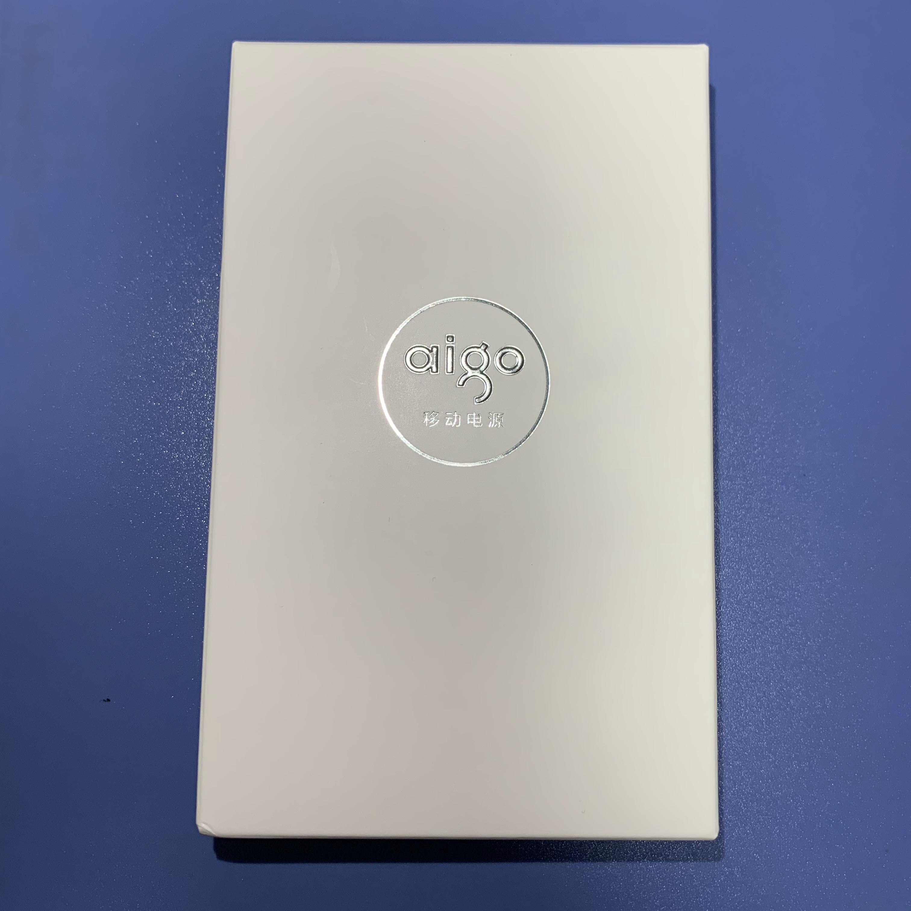 爱国者移动电源2018纪念版,爱国者10000毫安充电宝测评