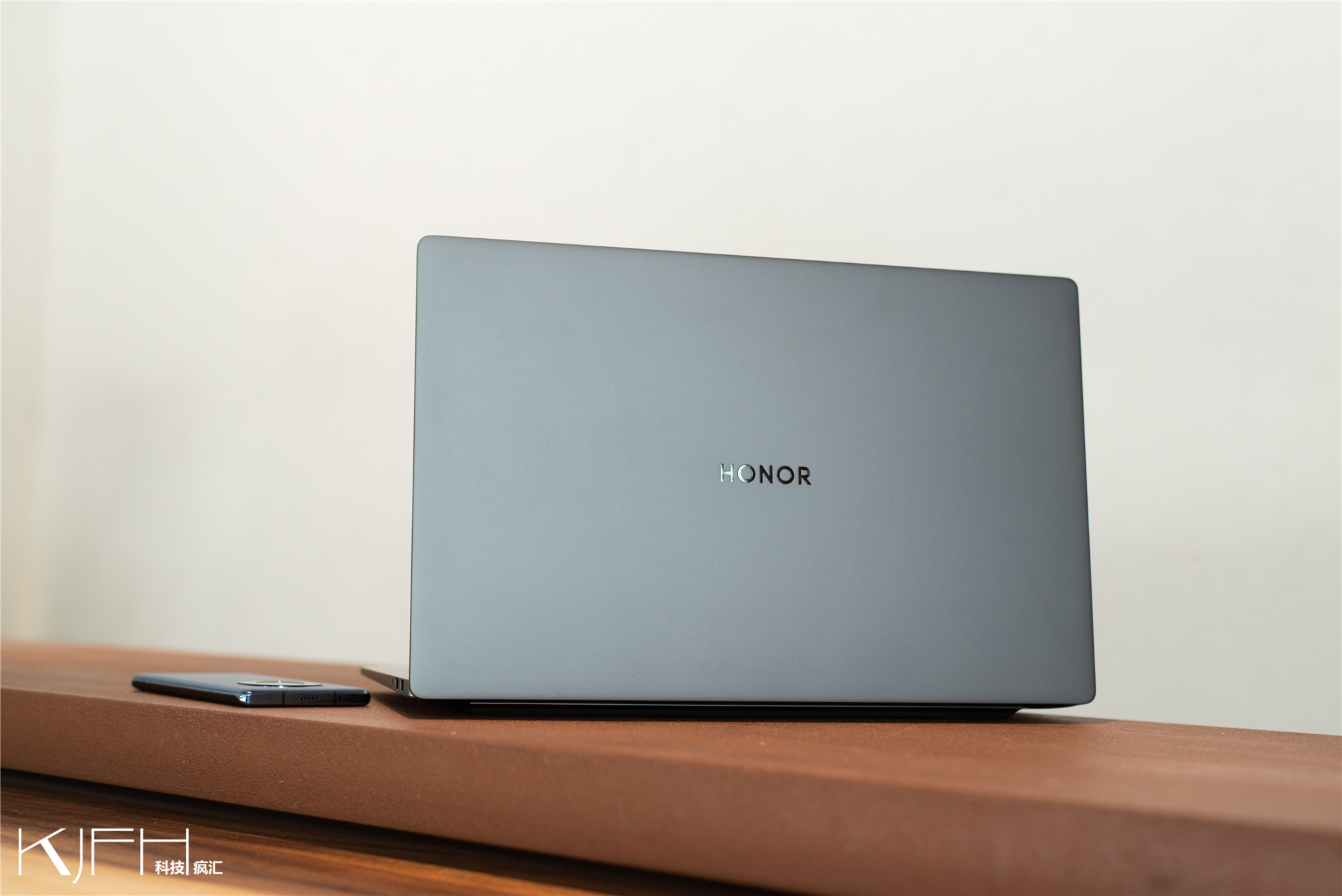 荣耀magicbook16pro和v14怎么选,荣耀magicbookpro16.1英寸锐龙版