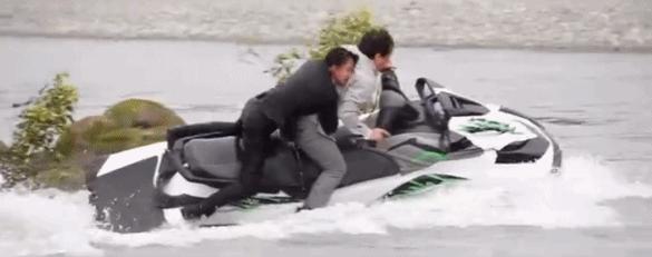 成龙拍急先锋走楼梯,急先锋成龙失败集锦