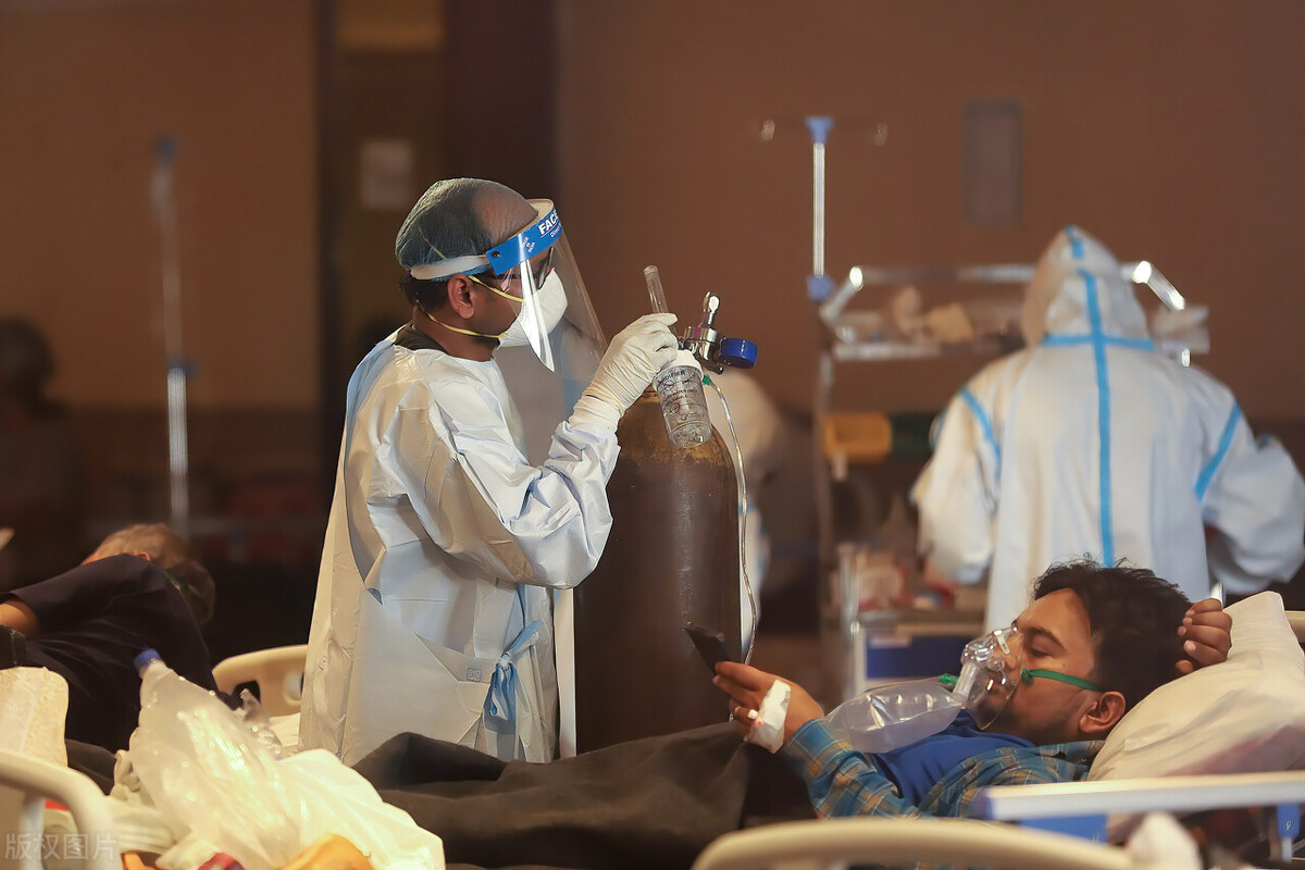 中药里面的姜黄有什么效果 (姜黄抑制新冠)