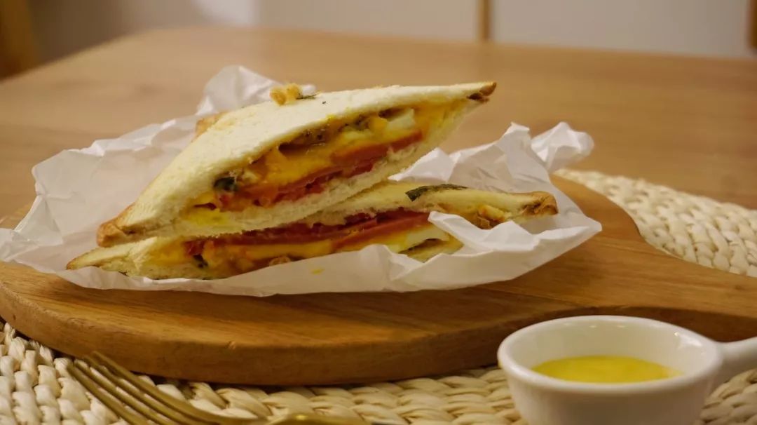 蔓越莓司康英式下午茶,夏日甜品蔓越莓全麦面包