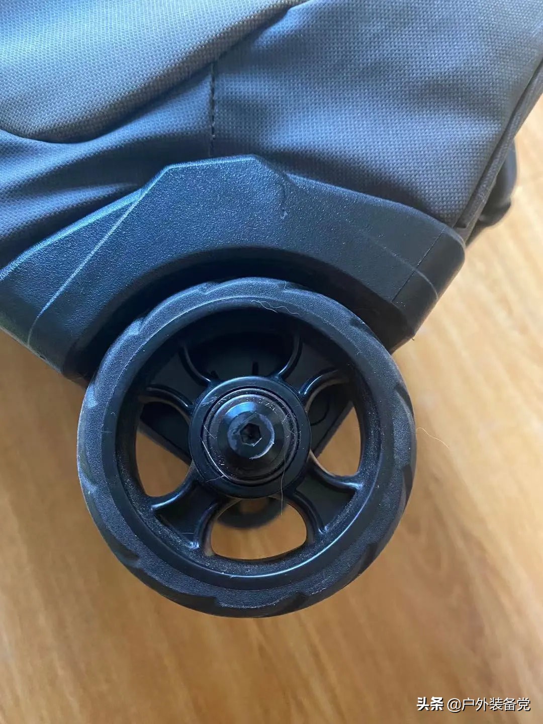 德国多特deuter男双肩包,德国多特deuter速特登山双肩包紫色