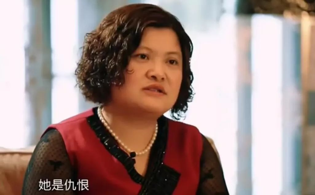 韩安冉变形计是和哪个男生谈恋爱,韩安冉上变形计前整过容吗