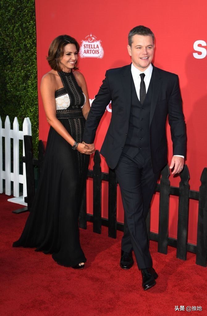 马特达蒙携妻参加威尼斯电影节,马特达蒙全家