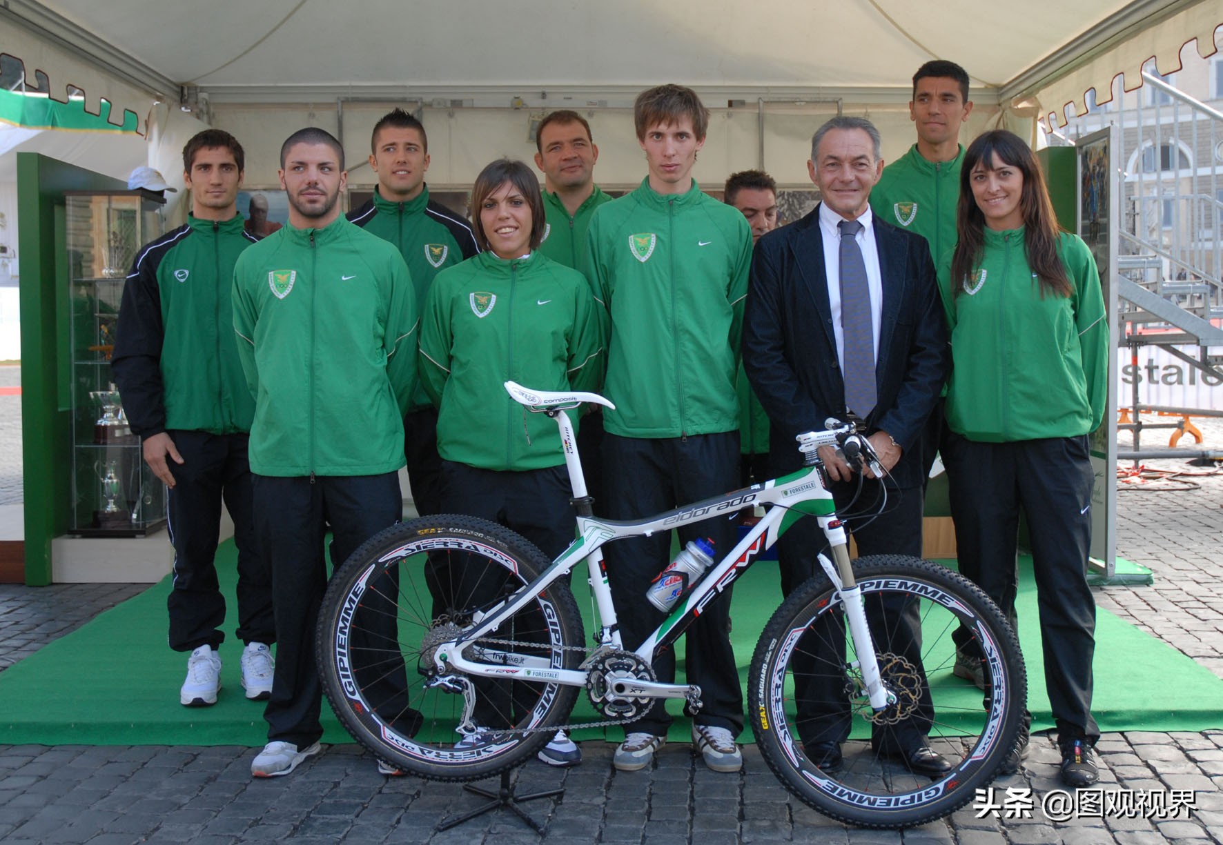 信用卡跟共享单车出行关系匪浅，2019强强联合可打造共赢舞台!