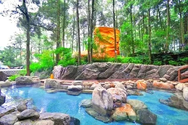 昆明周边好玩的温泉,昆明新亚洲体育城最大的温泉水疗