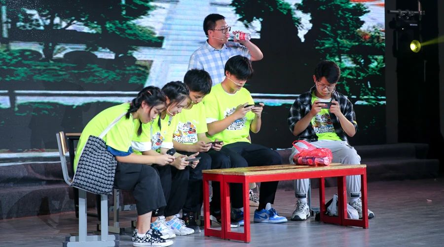 酷玩酷学艺术研学夏令营,酷学酷玩夏令营