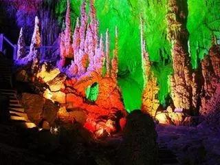 贵州：天下奇景大瀑布