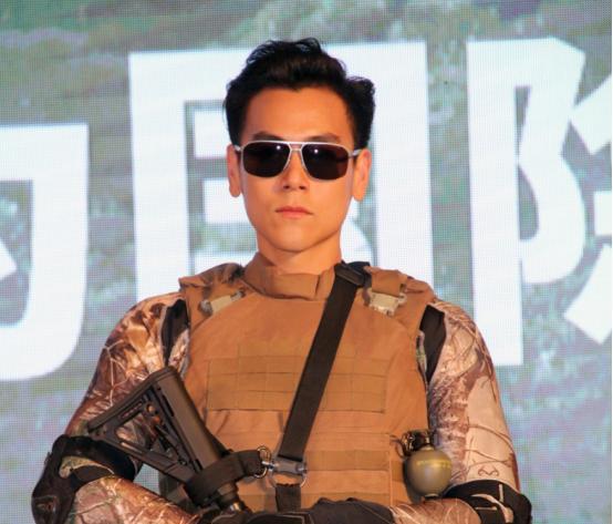 《战狼3》有对手了?《红海行动2》强势来袭,全员硬汉阵容燃炸