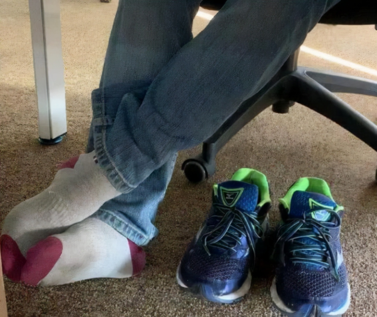 日本人在室内脱鞋脚有异味怎么办,日本人进门脚臭怎么处理