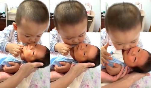 泡奶粉、换尿布，那些在家带娃的大娃们的暖心瞬间