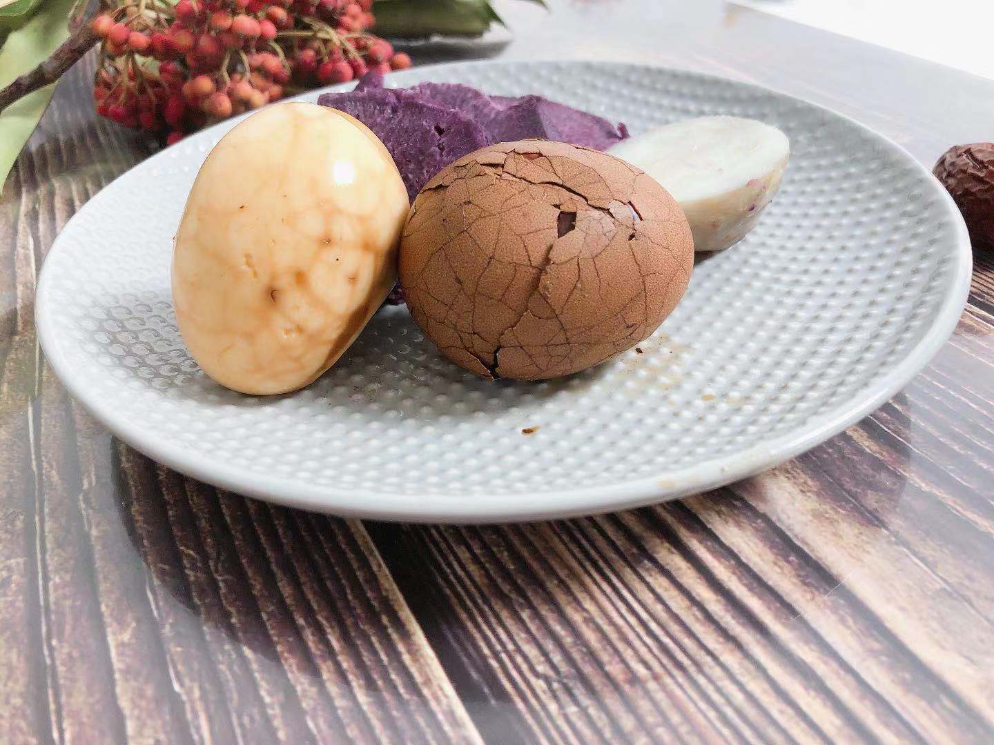 卤鸡蛋最快最好吃的茶叶蛋做法,卤茶叶蛋怎么做才入味又好吃带壳