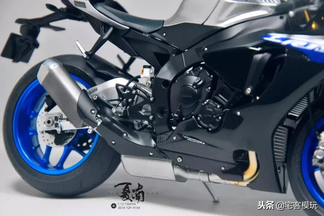 模型制作范例：田宫1:12雅马哈YZF-R1M,14133制作过程