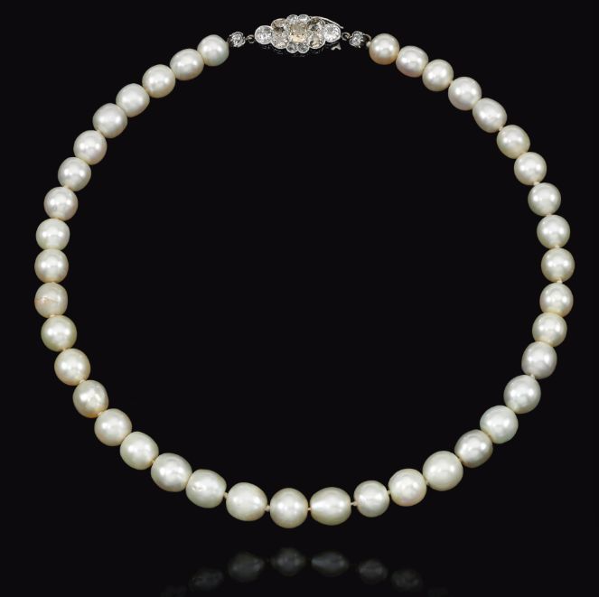 价值200000000人民币的珠宝长啥样？看到的时候人们都惊呆了