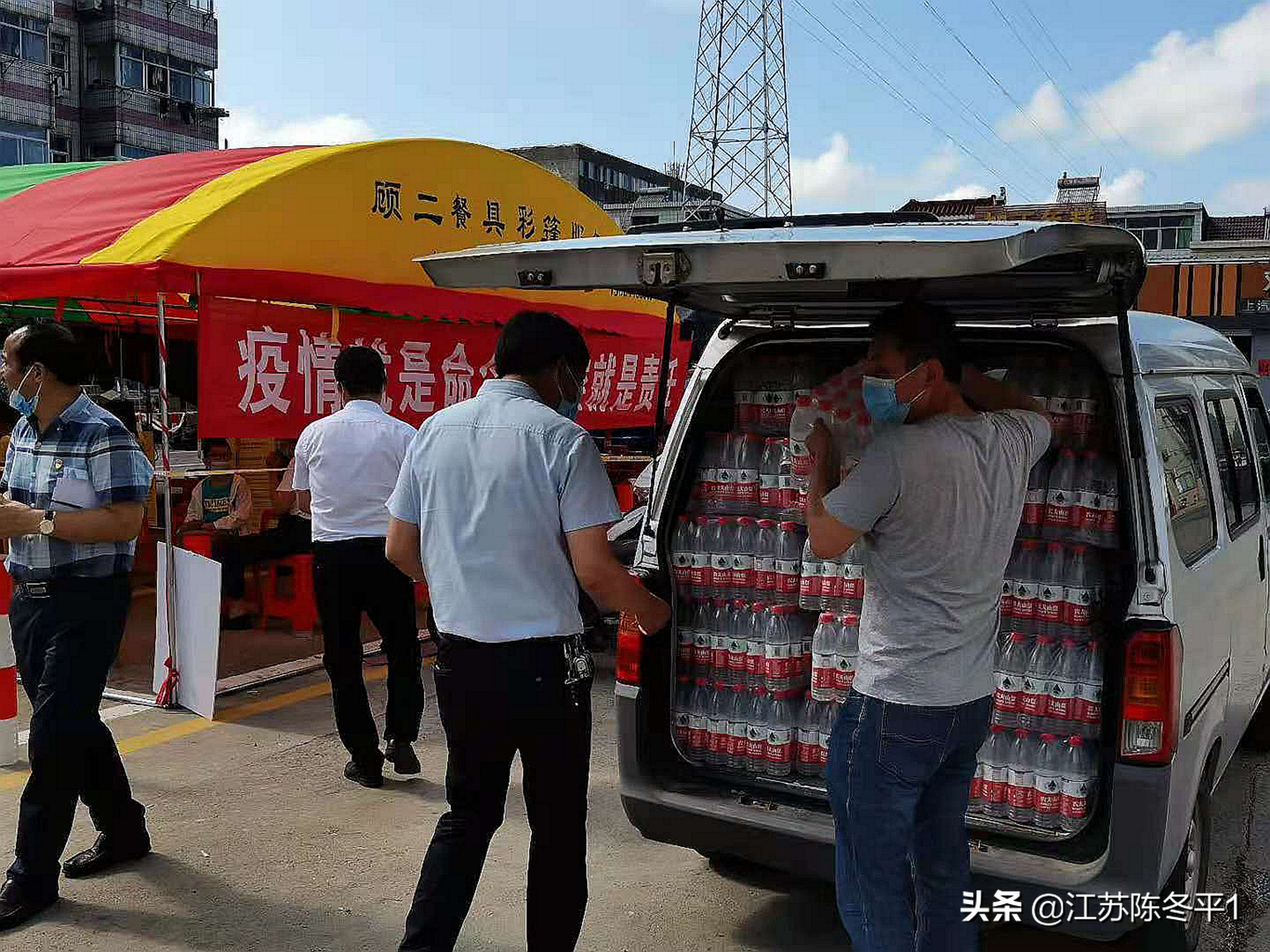 盐城射阳：助力全员进行核酸检测“最美苏烟人”自掏腰包送清凉