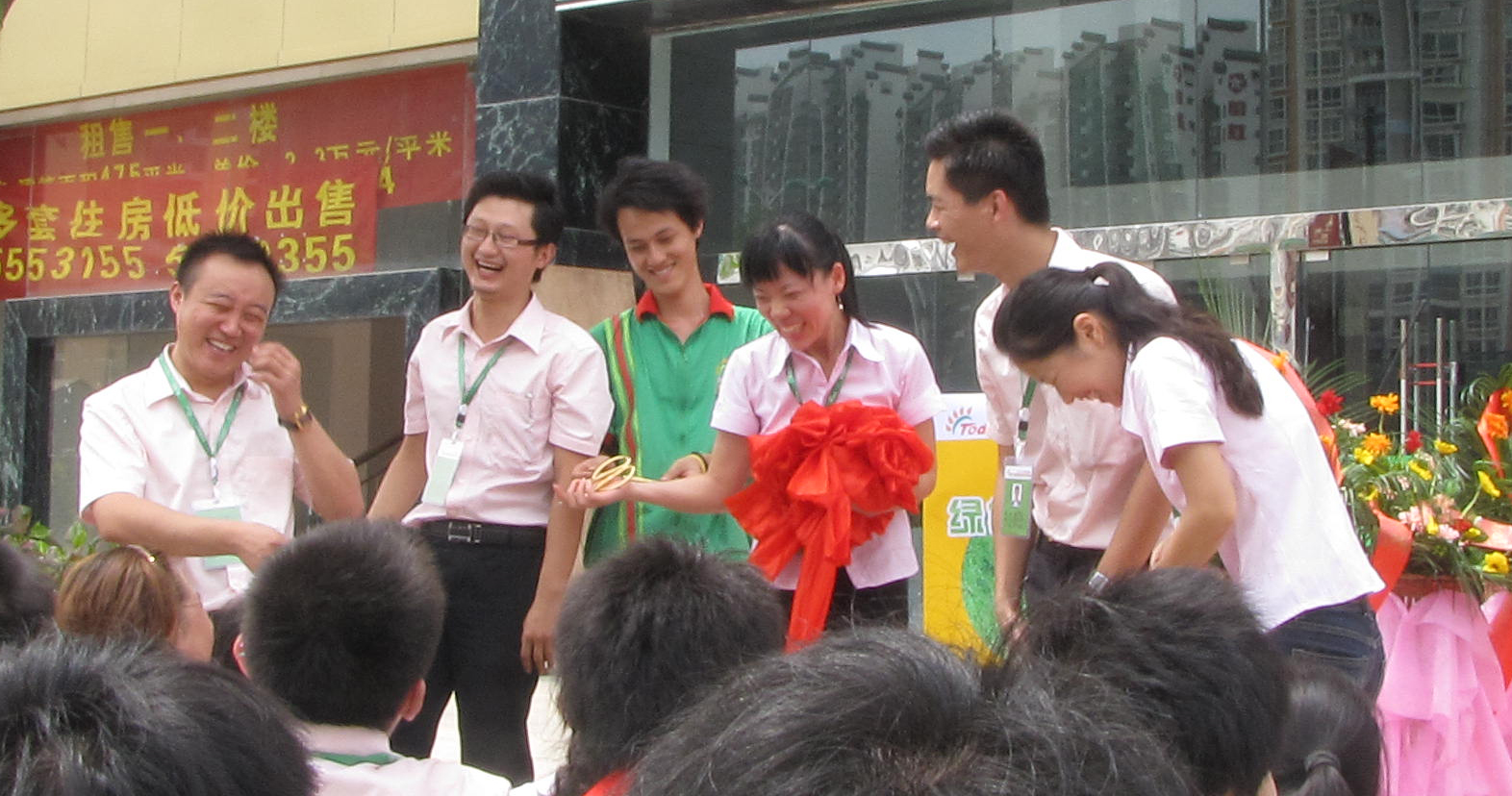 从无人问津到年入20亿85后创业者,看00后创业如何年入千万