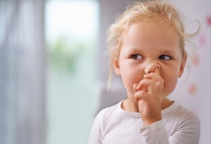 小孩吃鼻屎要用什么方法教育,小孩吃鼻屎会细菌感染吗